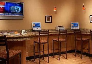 Marriott St. Louis Airport Hotel Edmundson